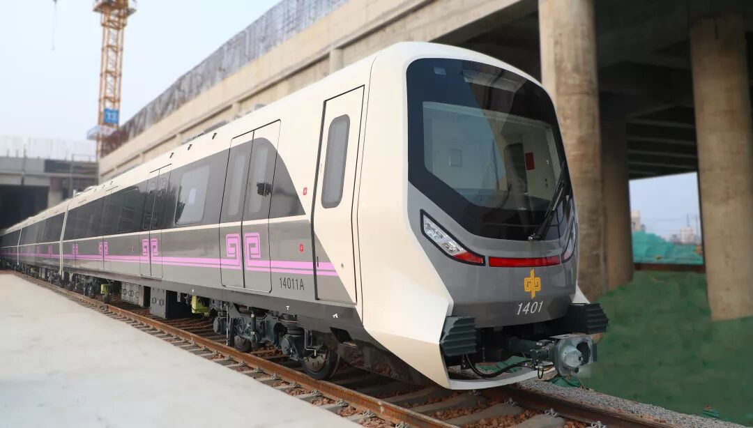 刚刚郑州地铁14号线一期正式开通载客