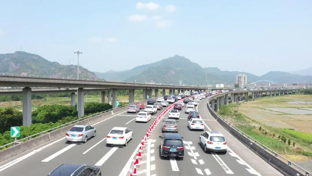 《甬台温高速公路(g15沈阳至海口国家高速公路)改扩建工程温州南白象