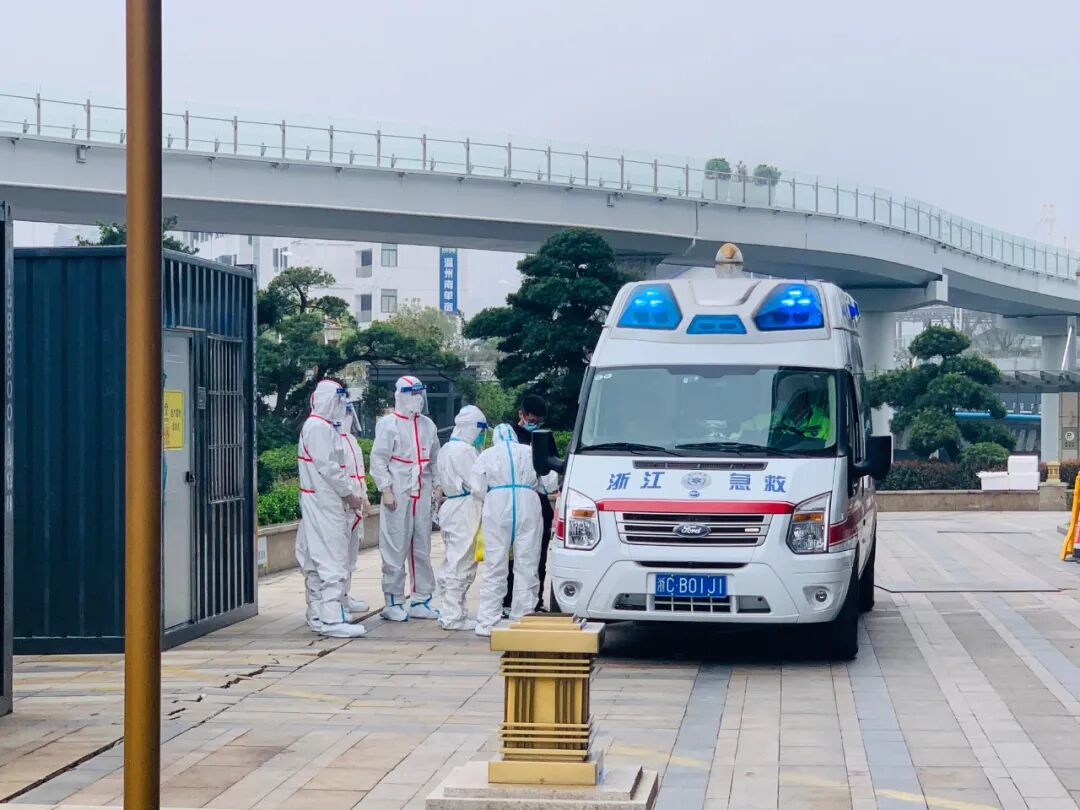 市公安局坚决扛起政治责任,副市长,公安局长毛伟平高度重视,连夜专题