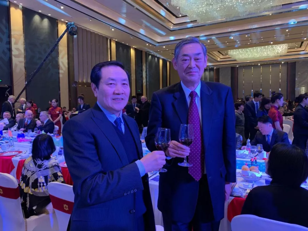 中亚协权顺基会长携韩国企业代表赴哈尔滨参加“第36届中国•哈尔滨国际冰雪节”