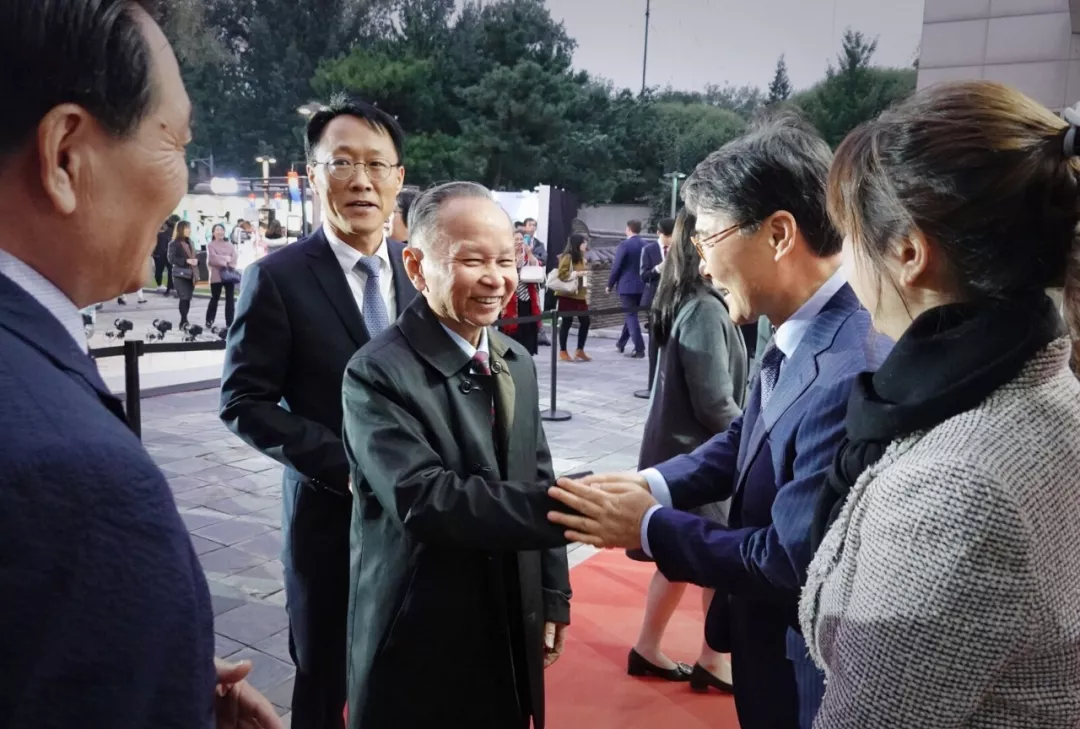 中亚协领导分别出席韩国大使馆国庆日招待活动和中蒙建交70周年招待会 中亚协领导分别出席韩国大使馆国庆日招待活动和中蒙建交70周年招待会