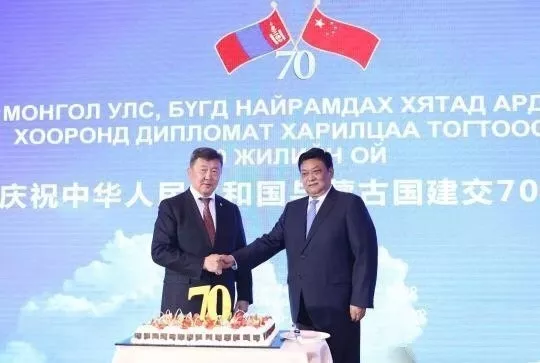 中亚协领导分别出席韩国大使馆国庆日招待活动和中蒙建交70周年招待会 中亚协领导分别出席韩国大使馆国庆日招待活动和中蒙建交70周年招待会