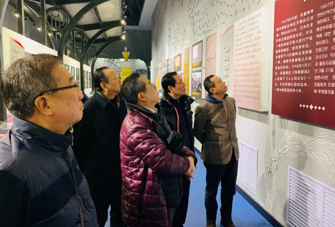 中亚协权顺基会长携韩国企业代表赴哈尔滨参加“第36届中国•哈尔滨国际冰雪节” 中亚协权顺基会长携韩国企业代表赴哈尔滨参加“第36届中国•哈尔滨国际冰雪节”