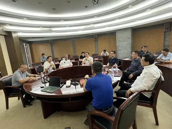 权顺基会长一行考察调研北大国际医院、博奥生物集团