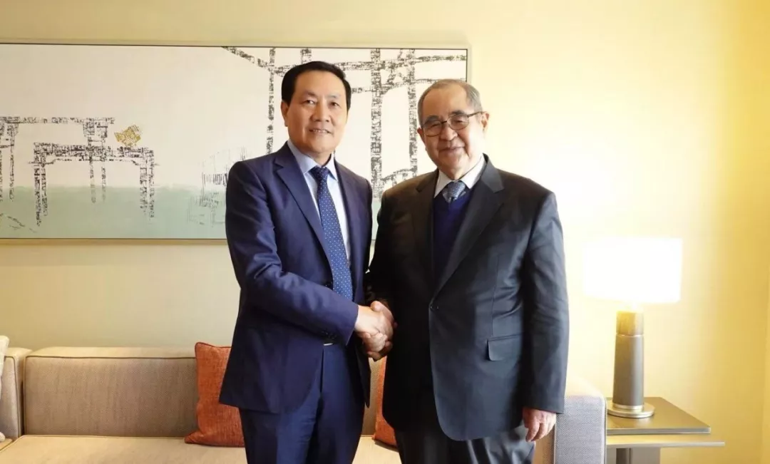 中国亚洲经济发展协会联合主办 “2019世界中国工商领袖高峰论坛” 中国亚洲经济发展协会联合主办 “2019世界中国工商领袖高峰论坛”