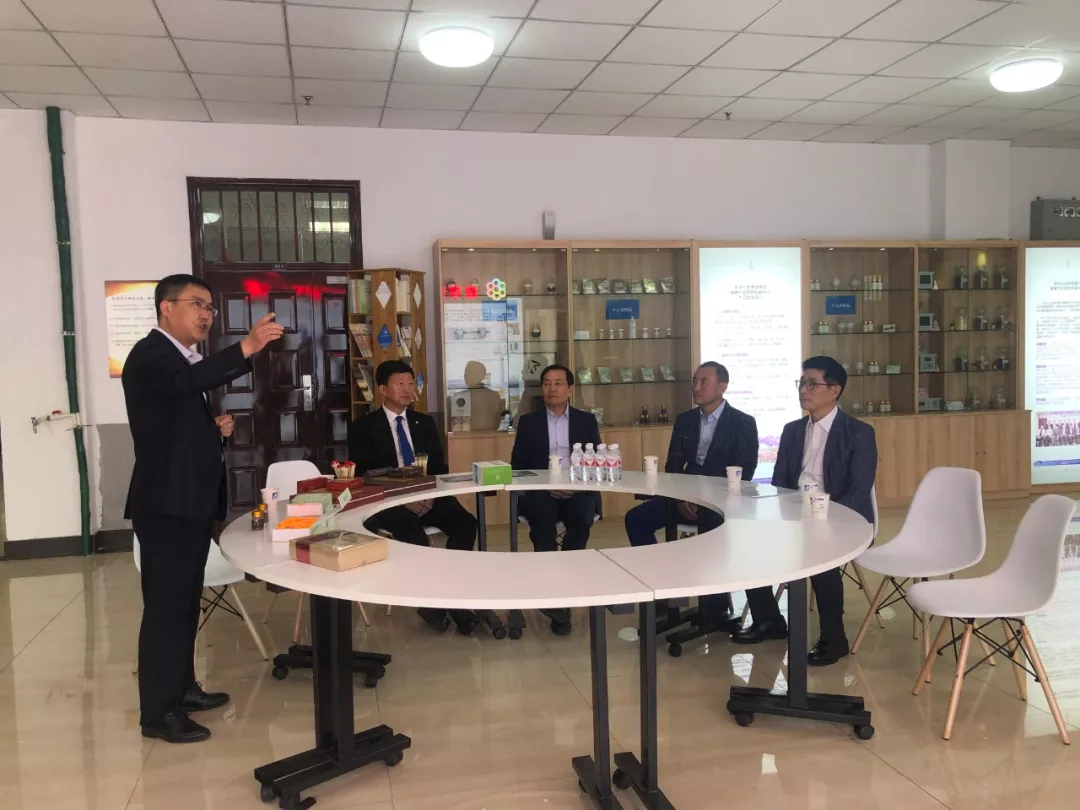 中亚协领导一行应邀访问延边大学 中亚协领导一行应邀访问延边大学
