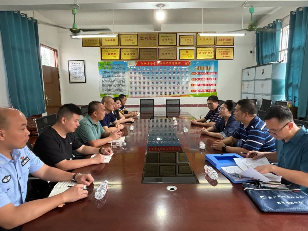 县领导到金宝乡开展校园暴力与学生欺凌防范治理专项检查