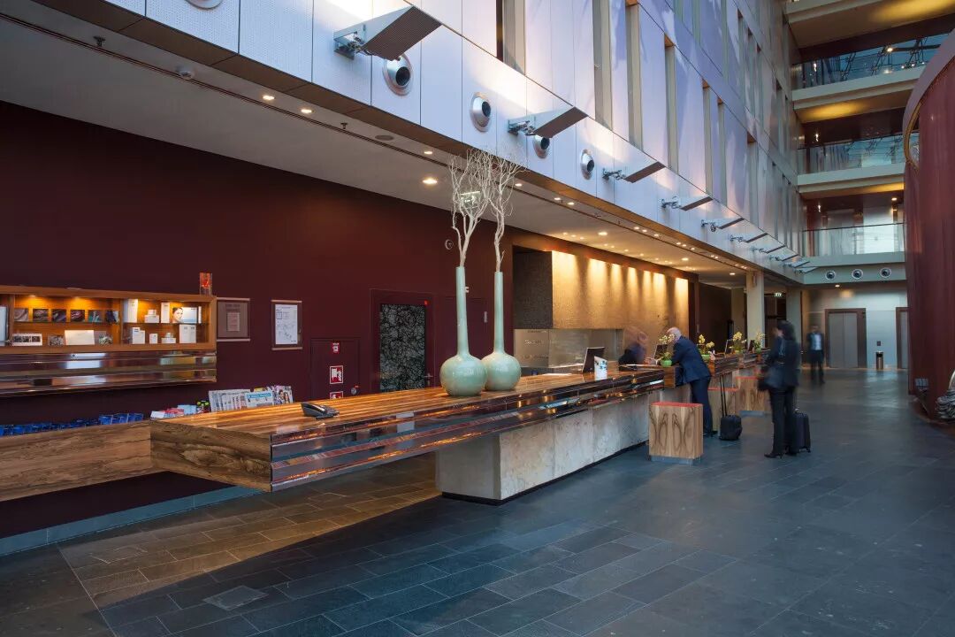 新品上市｜讓“色彩”活躍在燈光下OSRAM 歐司朗 LEDVANCE 朗德萬斯 LED 恆亮睿亮MR16反射型LED燈杯 凌騰科技NEUTRON