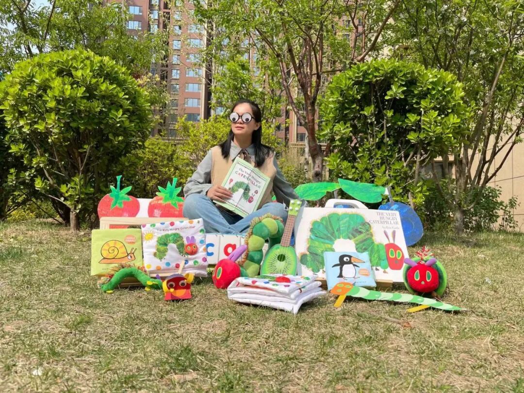 毛毛虫英译_毛毛虫虫的英语怎么读_毛毛虫英文