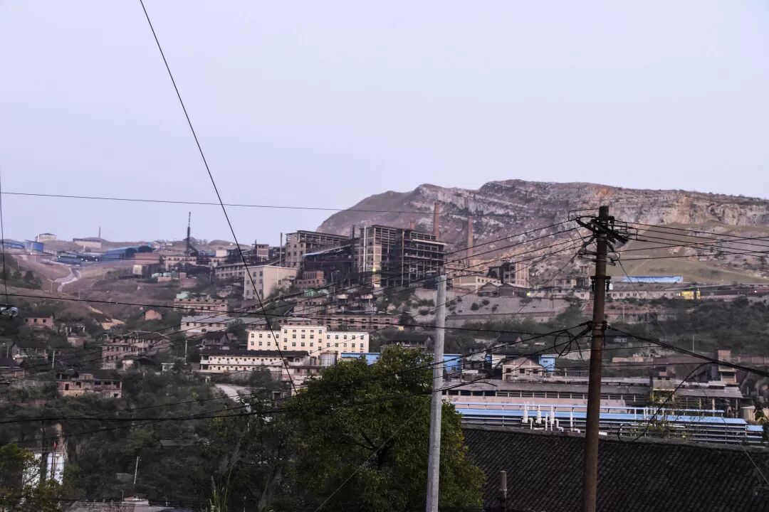 关注| 冷水江市"锡矿山红军行"徒步越野活动报名火热进行