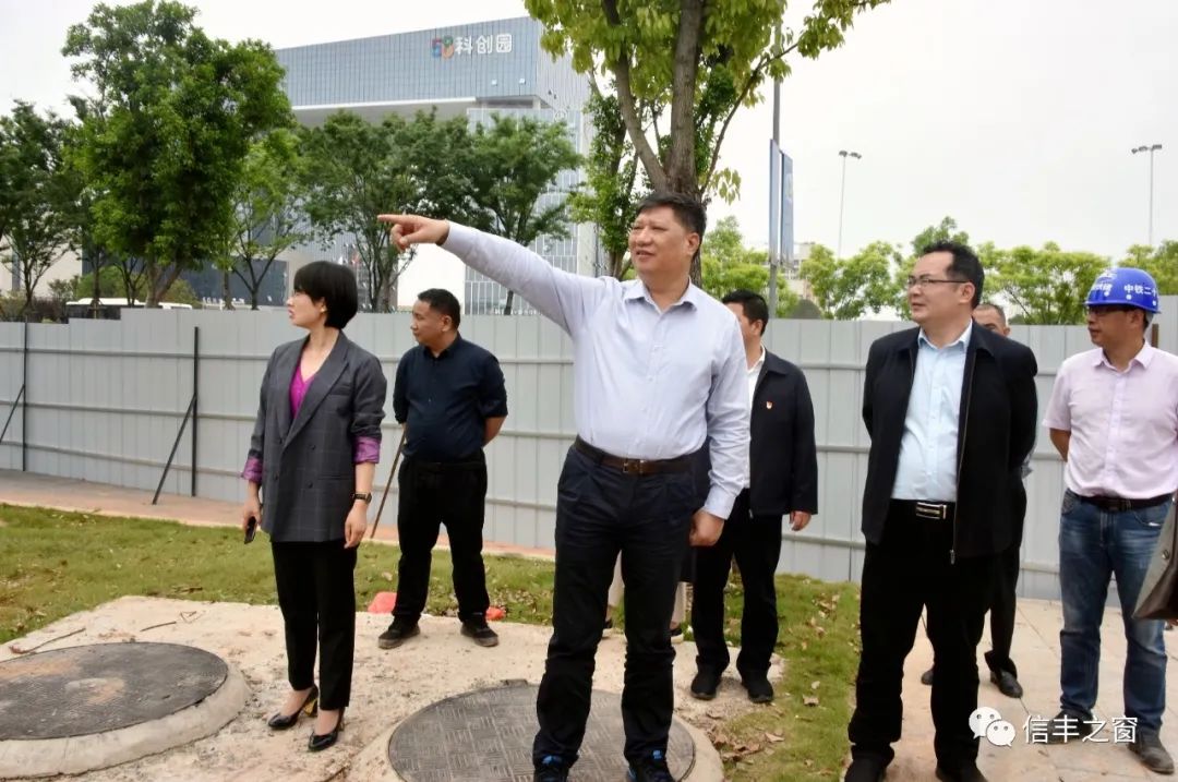 钟旭辉深入部分重点项目建设现场调研