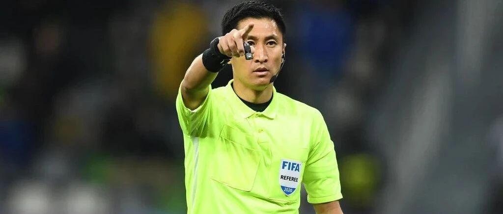 中超裁判们学会了抱团，他们正在重复前辈们的故事