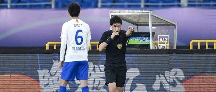 中超裁判哨声为谁而鸣？