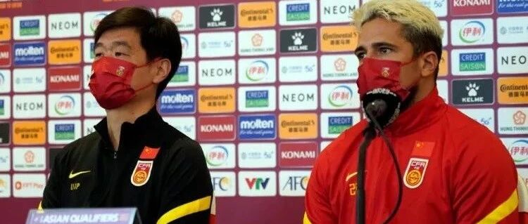 李霄鹏确认洛国富首发，全力以赴回报球迷，大年初一为国足加油