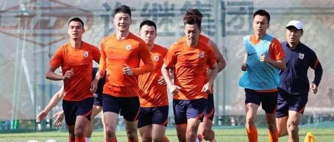 泰山队集结时间确定，外媒曝卡达尔回欧洲踢球，中超顶薪或再降