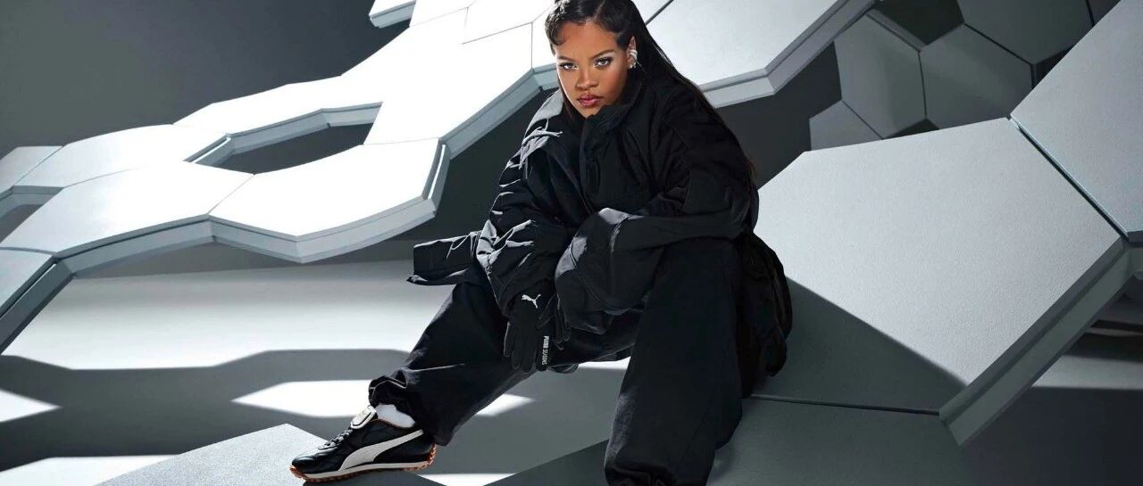 Rihanna 回归 PUMA,为何如此笃定「翻盖」鞋?