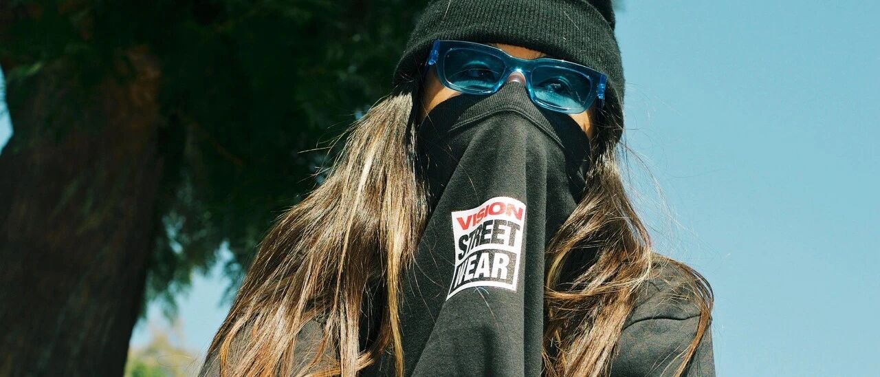 Kanye West 的「总统竞选周边单品」有什么来头？