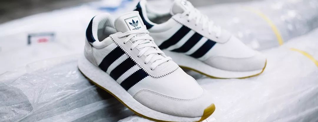 B37947 adidas on sale