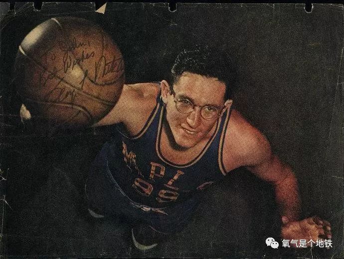 NBA第一位超巨：喬治·麥肯——重新發明籃球 運動 第3張