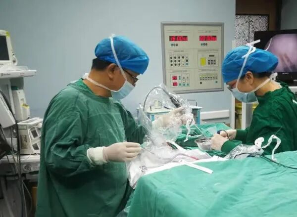 等离子刀头怎么使用刀头“止”血丨铁医耳鼻咽喉头颈外科应用等离子刀辅助鼻内镜手术走出特色路_https://www.jmylbn.com_新闻资讯_第21张