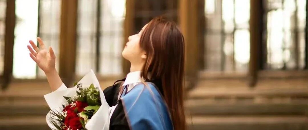 关注丨中国女孩牛津第一毕业，却遭网友围攻：她有什么错？！