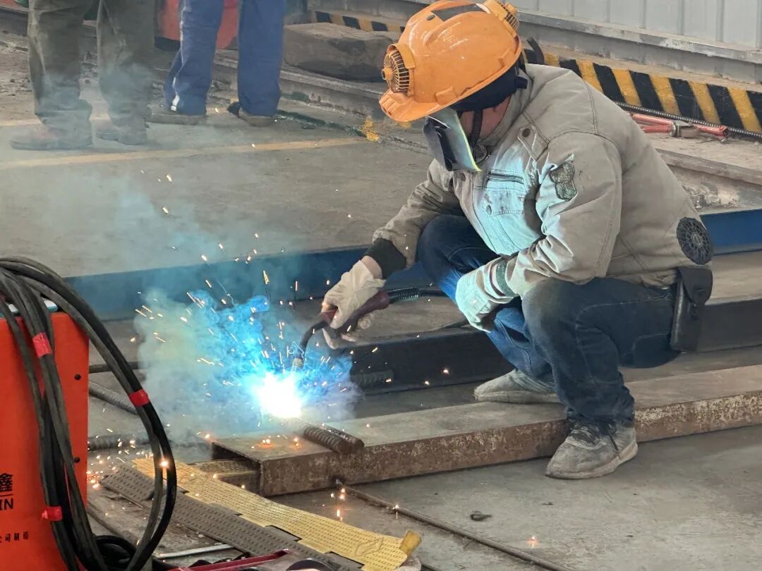 鋼筋工亮絕活，“路橋人”顯身手！