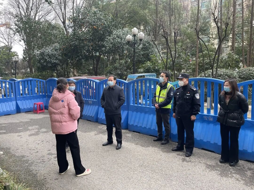 主動下沉，緊急馳援！