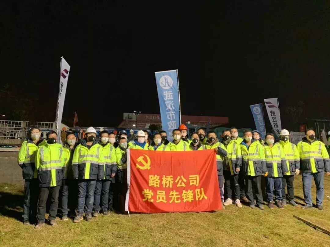 使命必達】生死時速，路橋公司參建的火神山醫(yī)院全面竣工