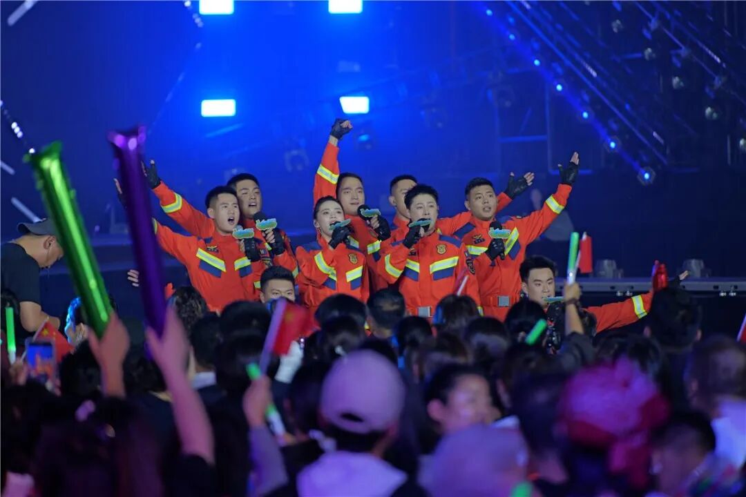 名家齐聚 歌声飞扬 北疆文化活动季圆满落幕 第4张