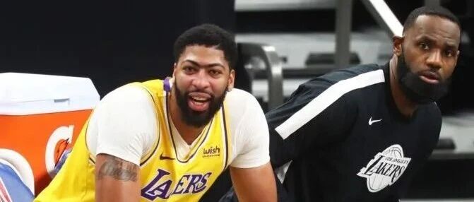 詹姆斯爆粗！公牛瞄准湖人替补后卫！老詹：湖人最重要的是浓眉健康！