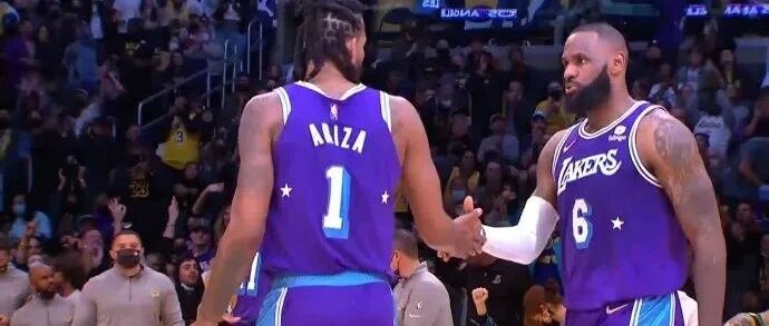 21分逆转！詹姆斯复出砍下三双，威少被弃用了