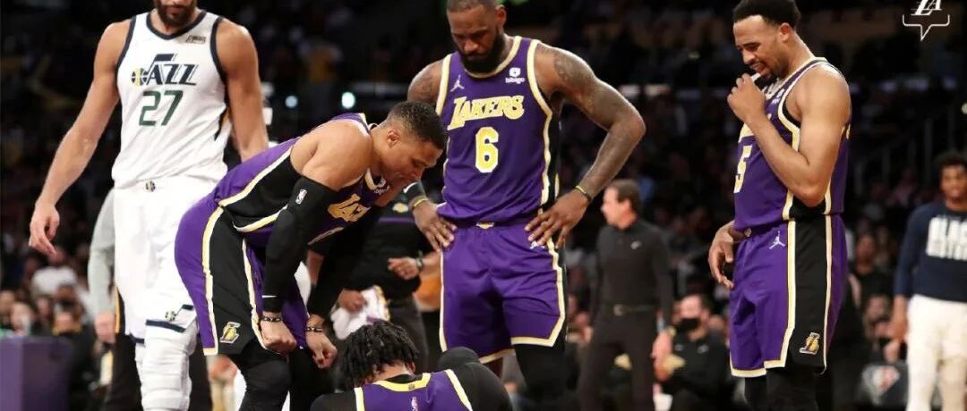 赢了！三分杀死比赛！詹姆斯末节暴走！浓眉痛苦受伤！