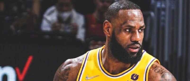 输了！湖人首发变阵，狂输37分！