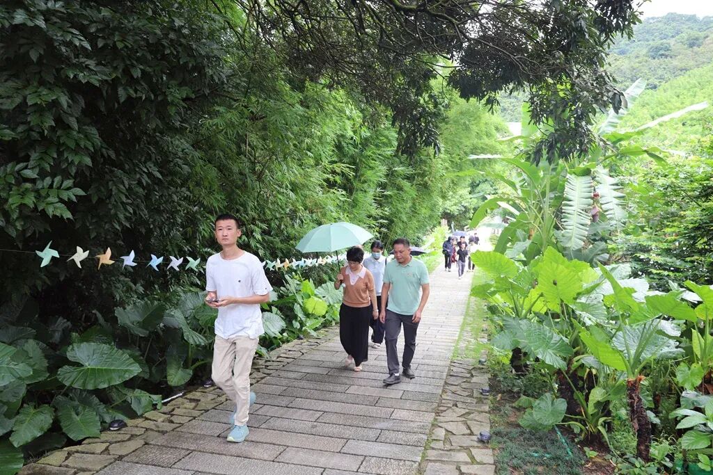 媒体记者前往博罗县长宁镇徐田村采风。