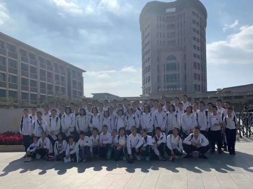 泉州现代中学2022年小升初招生公告