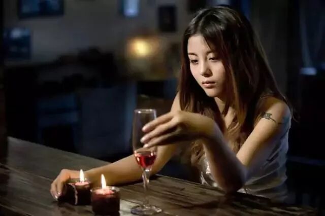 红酒这样喝，让你瘦到尖叫不停！