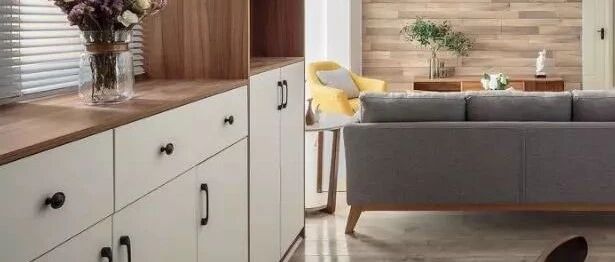 玄关处别再傻乎乎做鞋柜了！试试这几种设计，100双鞋子都放得下