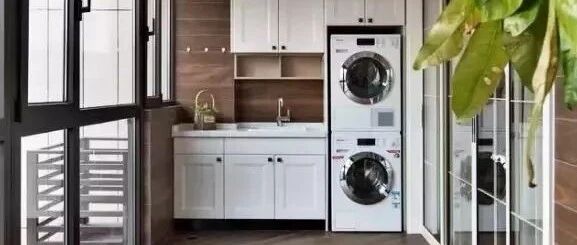 阳台搞得这么漂亮，鬼知道衣服晾哪里！