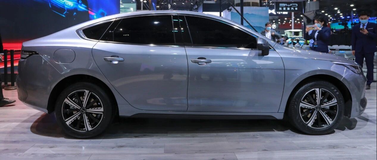 有秦家族还不够？比亚迪推全新紧凑型轿车