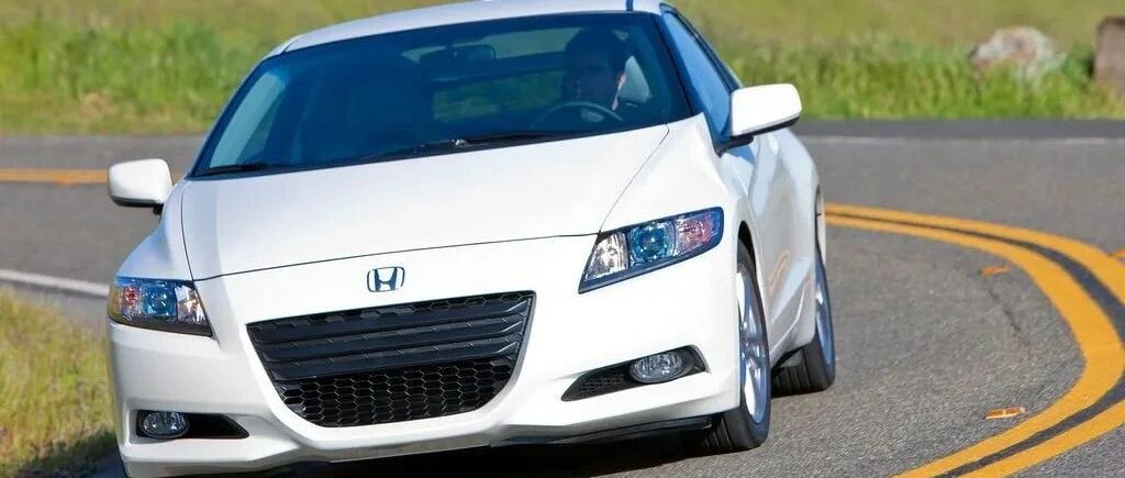 第一批混动轿跑？本田CR-Z你见过吗