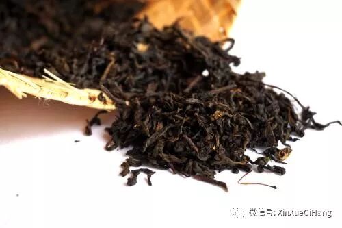 安化黑茶本一体，“轻重”发酵怎不同？