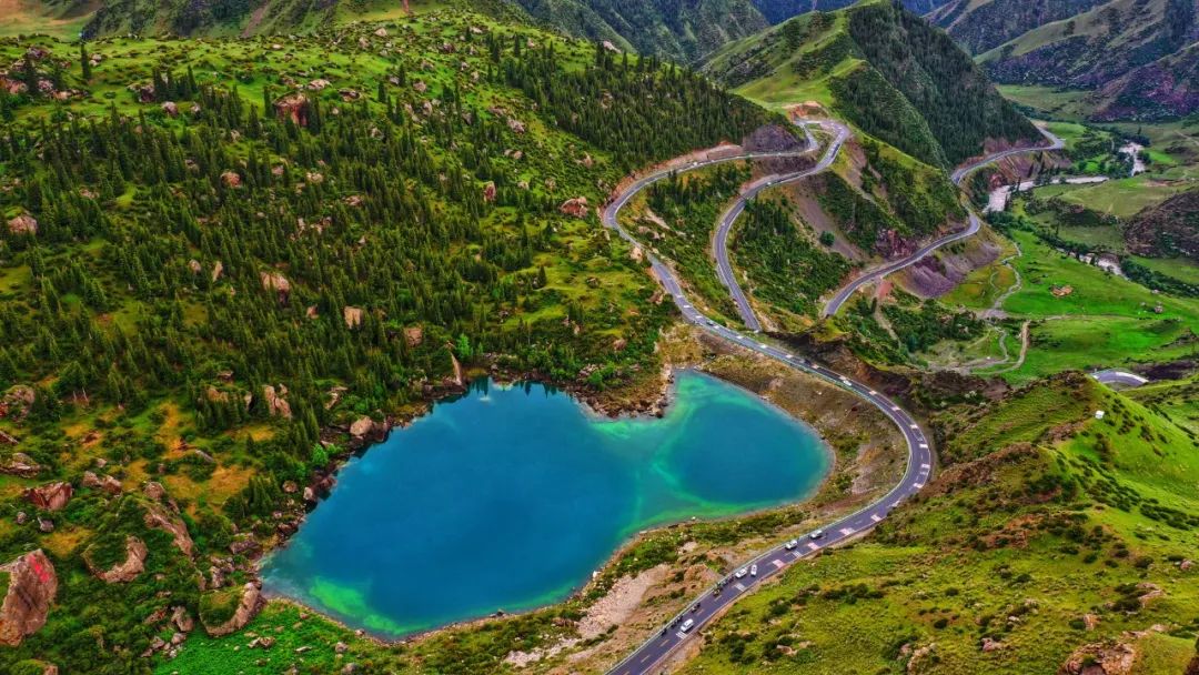 隻開5個月！新疆網紅公路重新通車，一天穿越四季美景，自駕約起！ 旅遊 第76張