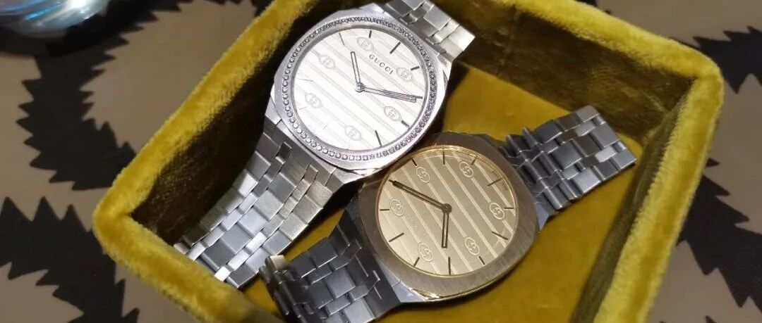 是不是夸时装表就显得没逼格？