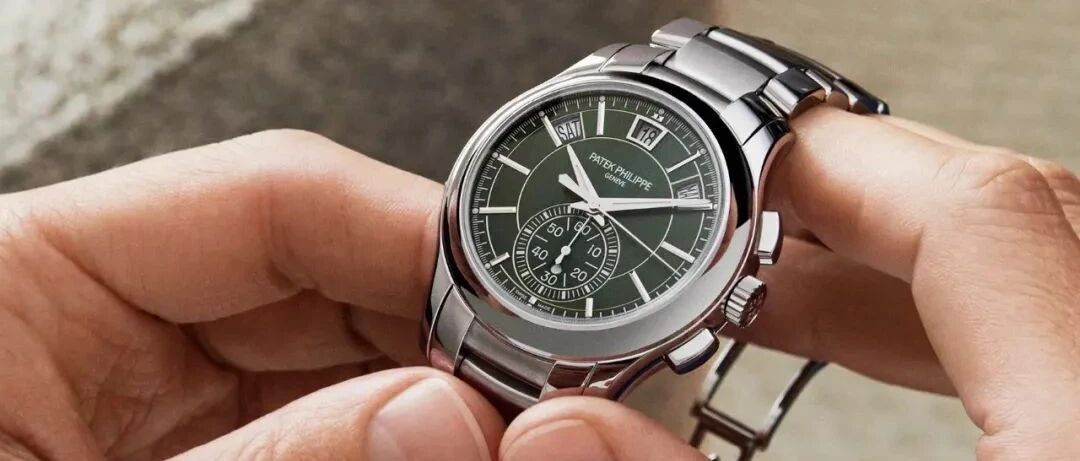 百达翡丽发布三款计时表新品，两款绿了