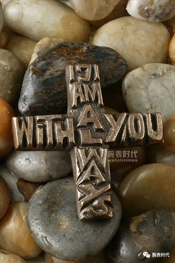 哪些腕表品牌的logo上有十字架 时尚圈 时尚品牌 时尚人物 时尚生活 微信头条新闻公众号文章收集网