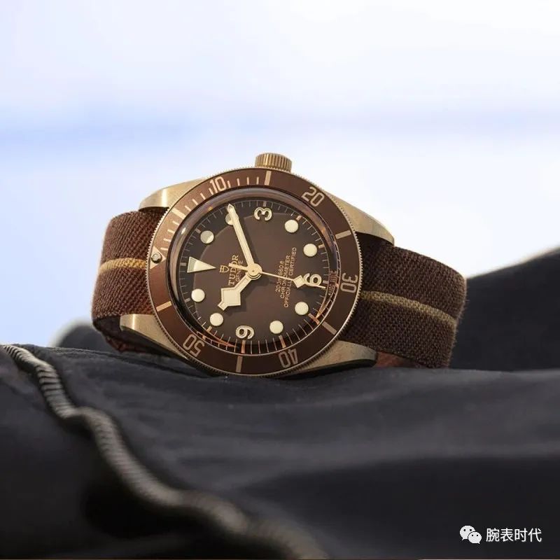 07-Tudor-BlackBay-58