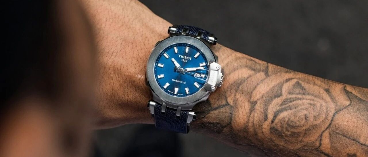 极具辨识度的天梭T-Race Swissmatic腕表