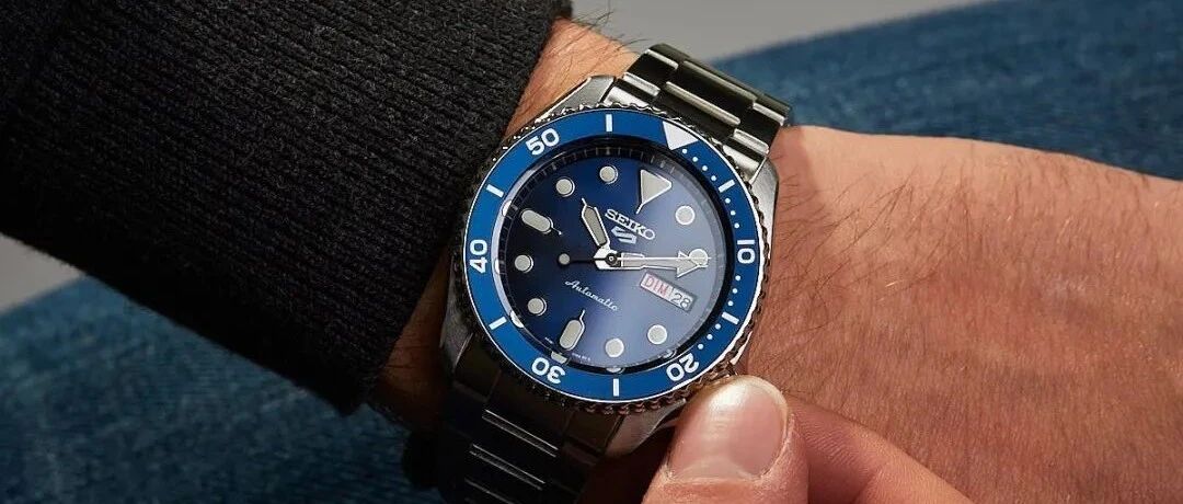 自动表，晚上睡觉也戴着，怎么第二天早上起来就不走了？