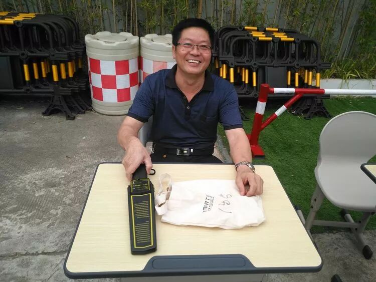 深圳市格睿特高级中学之手机管理篇——玩手机是毁掉成绩最快的方式