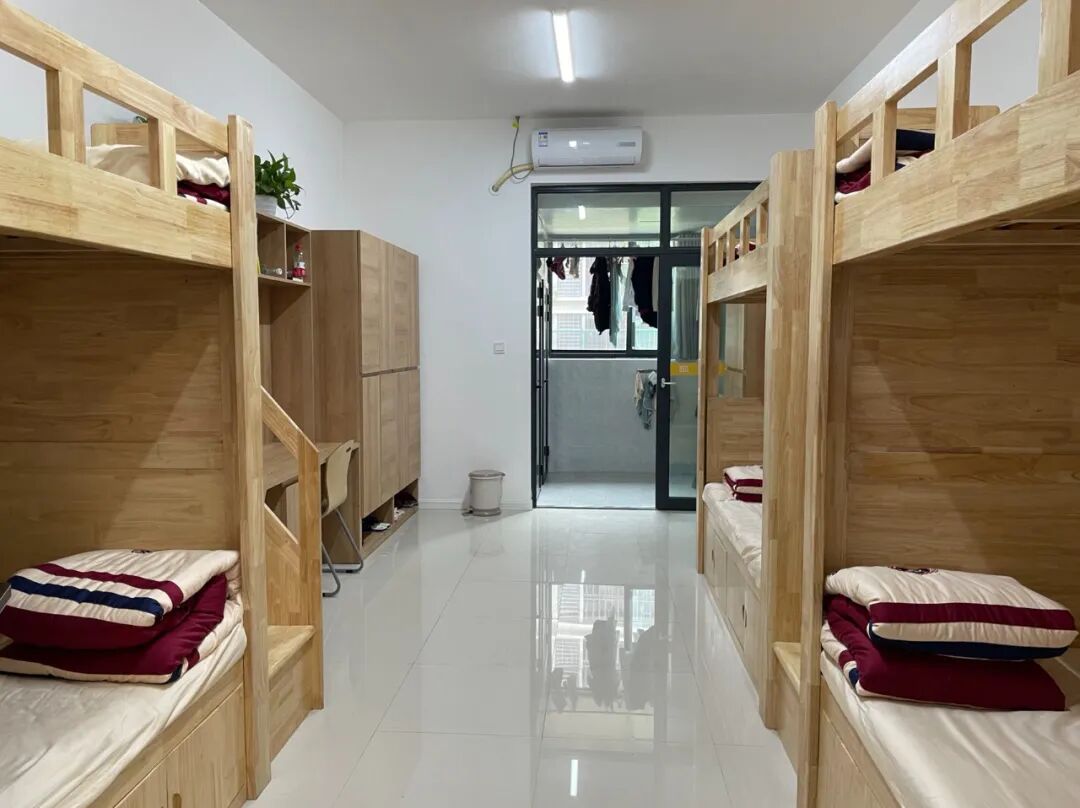 木子了解到巴南育才的管理团队有着人均10年以上育才中学教育集团工作